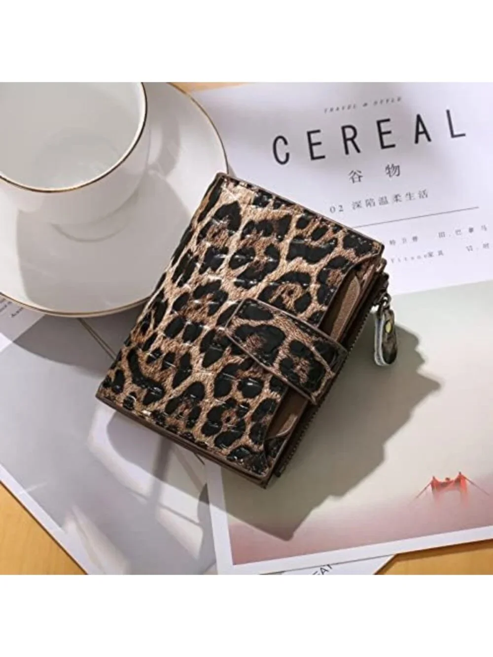 Stylish Leather Women's Wallet - RFID Blocking, Leopard Print Credit Card Holder
